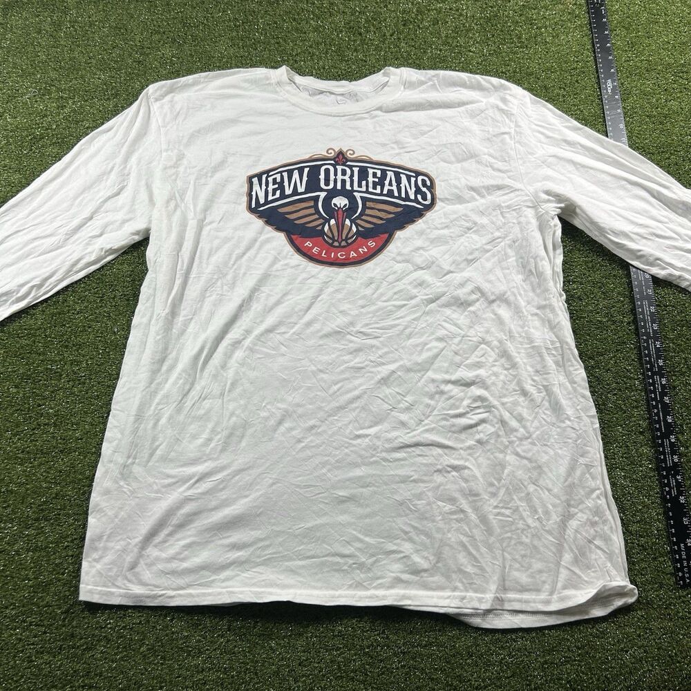 Menβs 2XL - Fanatics NBA New Orleans Pelicans Basketball L/S T-Shirt White NWOt